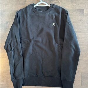 Moose knuckles crew neck